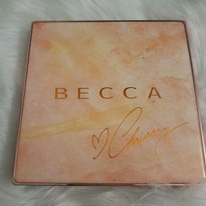 Becca Chrissy Teigen Highlight Palette